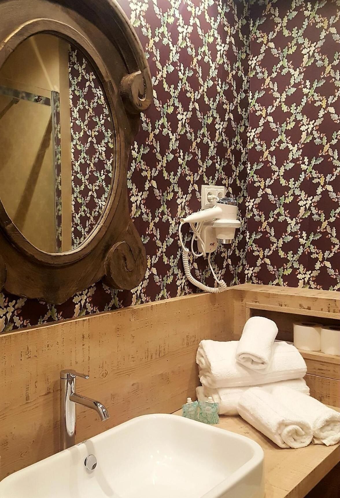 free toiletries, hair dryer, towels