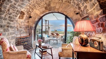 Luxury Villa | Living area | Flat-screen TV