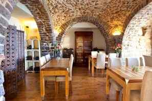 Dining - Lubra Casa Relax (Massa Lubrense)