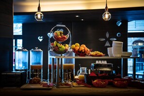 Breakfast buffet - Hôtel Avenue Lodge (Val-d'Isere)