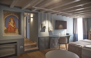 Italienische Bettbezüge von Frette, hochwertige Bettwaren, Minibar
