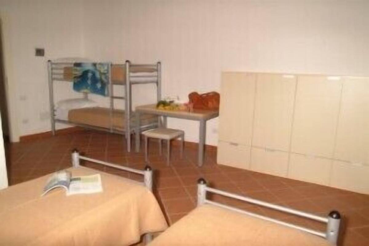Soundproofing, bed sheets, wheelchair access