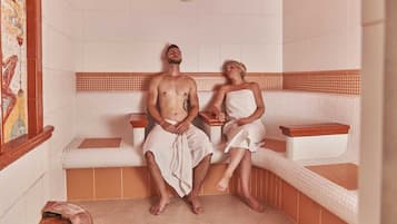 Sauna, tina de hidromasaje y baño turco o hammam