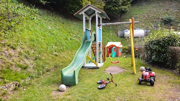 Children's play area - outdoor