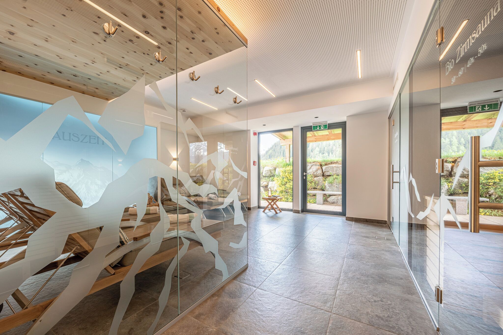 Sauna, Dampfbad, Reflexologie, 2 Behandlungsräume