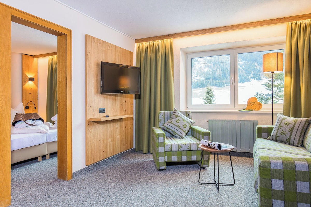 Suite, 1 Bedroom (Gamswild) | In-room safe, individually decorated, individually furnished, free WiFi