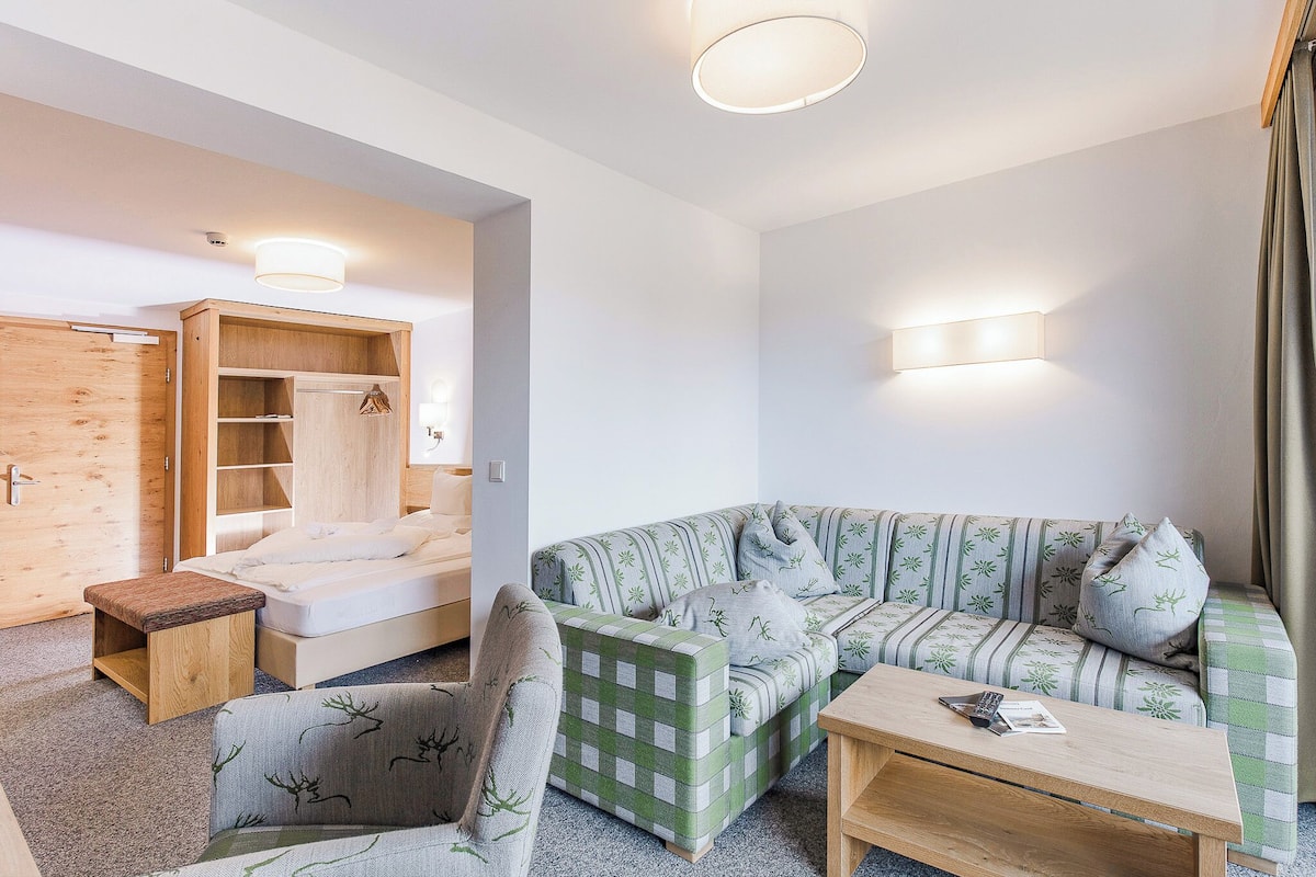 Family Suite | In-room safe, individually decorated, individually furnished, free WiFi