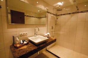 Haartrockner, Handtücher
