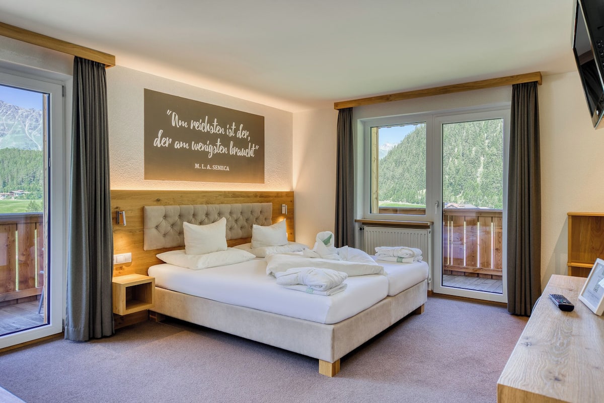 Suite, 2 Bedrooms | In-room safe, individually decorated, individually furnished, free WiFi