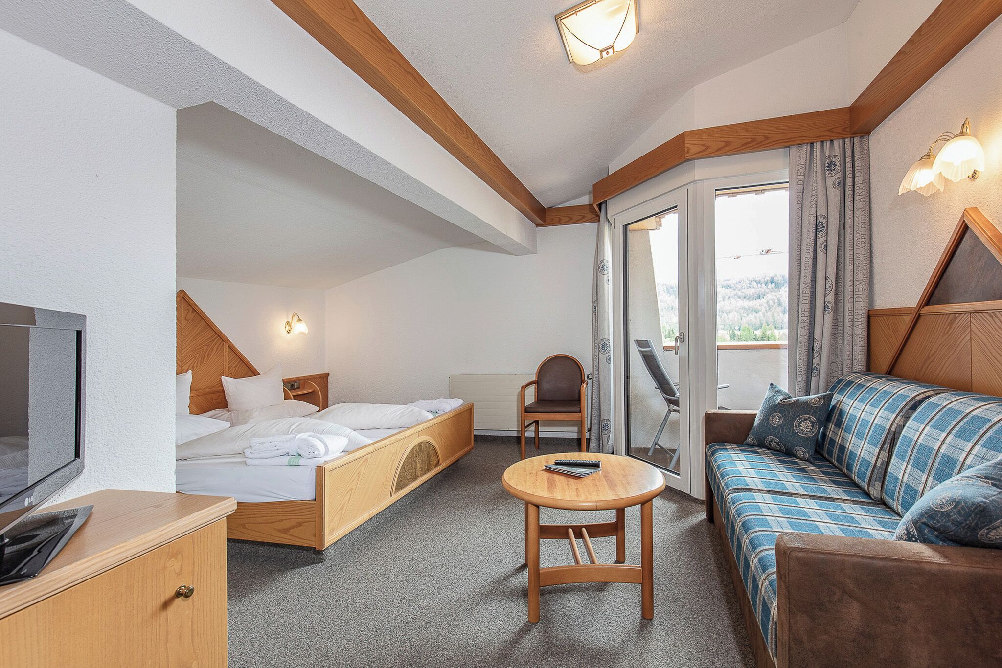 Family Suite | In-room safe, individually decorated, individually furnished, free WiFi