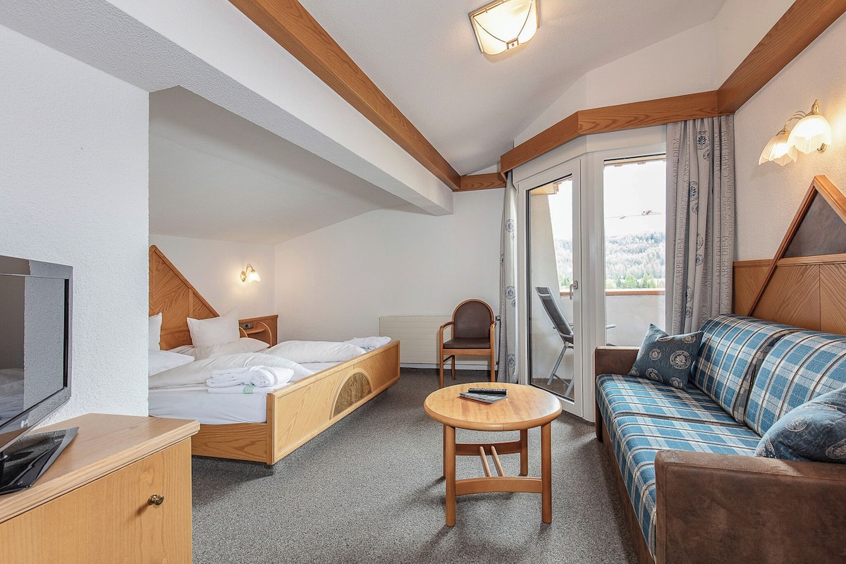Family Suite | In-room safe, individually decorated, individually furnished, free WiFi