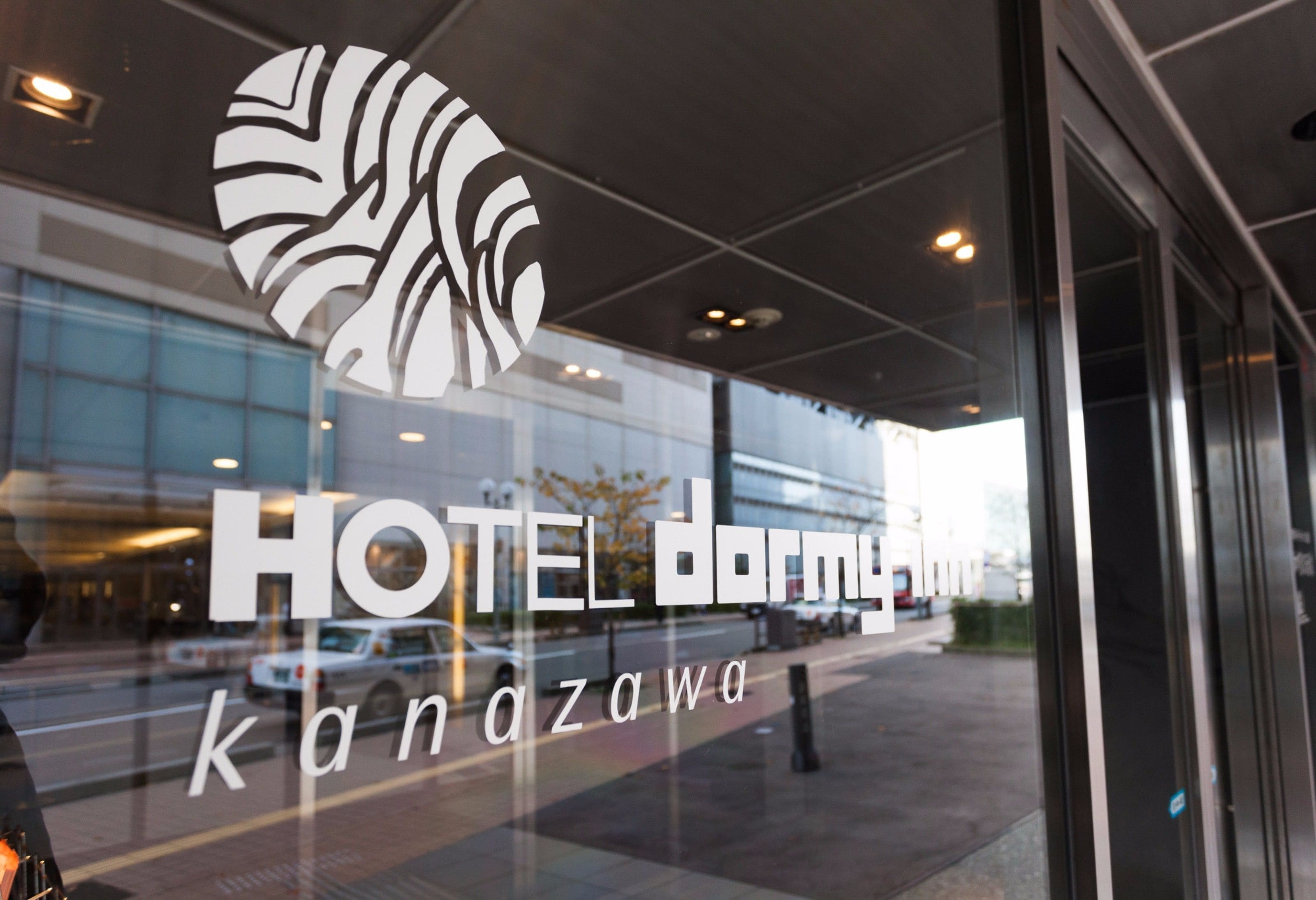 Majoituspaikan sisäänkäynti