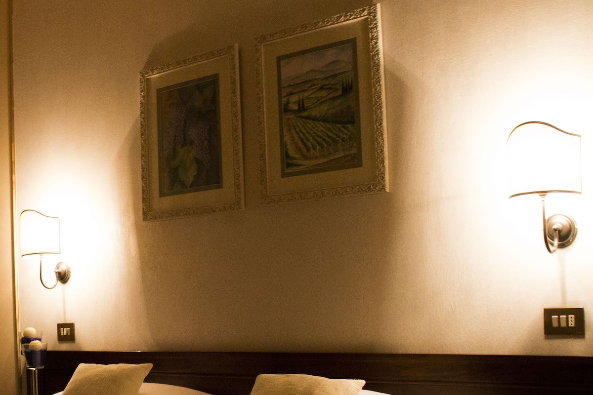 In-room safe, desk, free WiFi, bed sheets