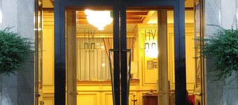 Hotel De la Ville