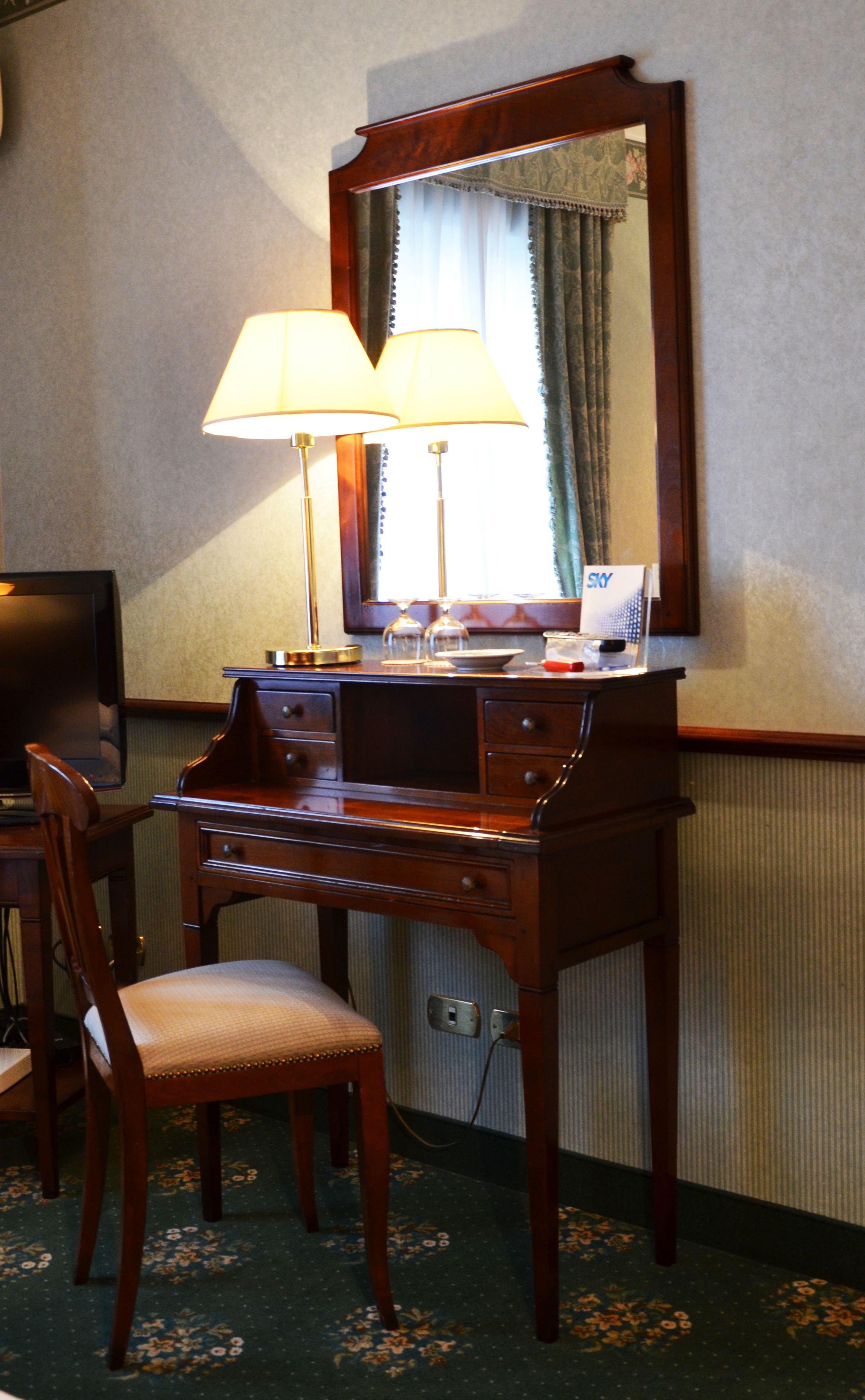 hypo-allergenic bedding, select comfort beds, minibar, in-room safe