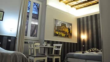 Triple Room | Frette Italian sheets, minibar, in-room safe, desk