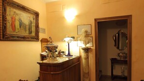 Reception - Hotel Margaret (Florence)