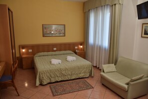 Apartment (4 Pax) | In-room safe, desk, soundproofing, free WiFi - Piccola Oasi (Vigonza)