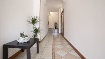 Lorong