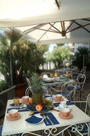 Unclassified image, 4 of 17, button - Residenza D'epoca La Corallina (Castellabate)