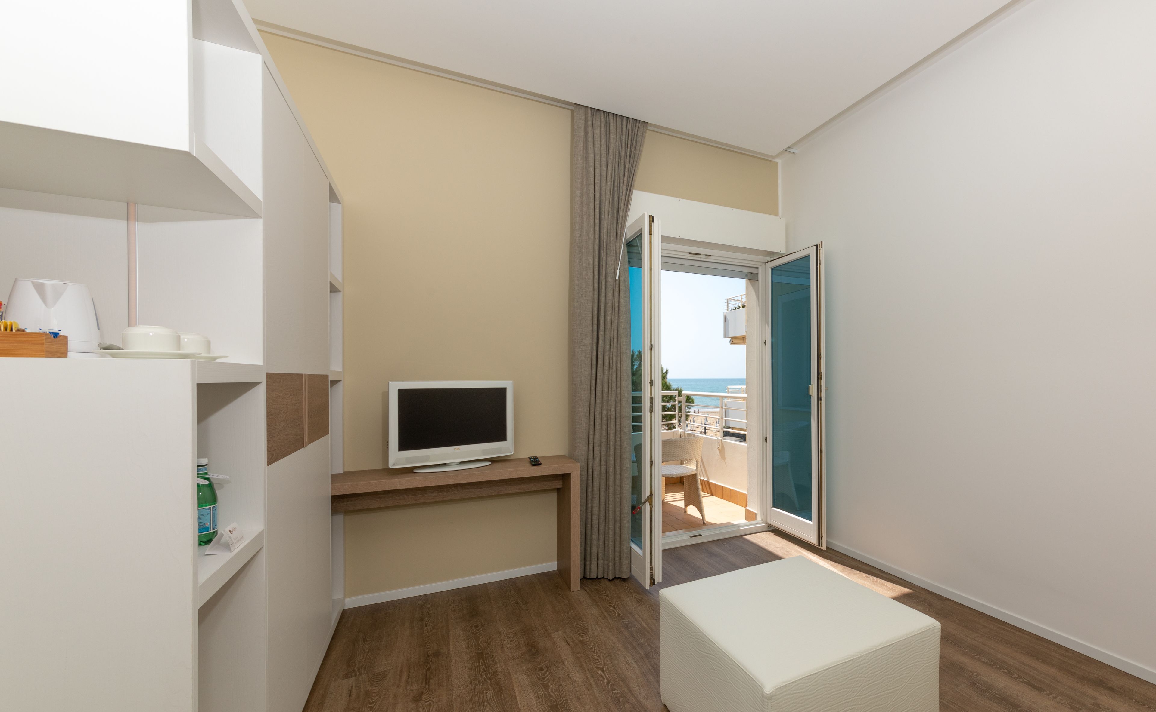 family suite, 2 bedrooms, balcony, partial sea view (beach access included) | 1 bedroom, minibar, in-room safe, desk