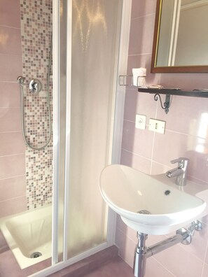 Hair dryer, towels - Hotel Campo Di Carlo (Sassetta)
