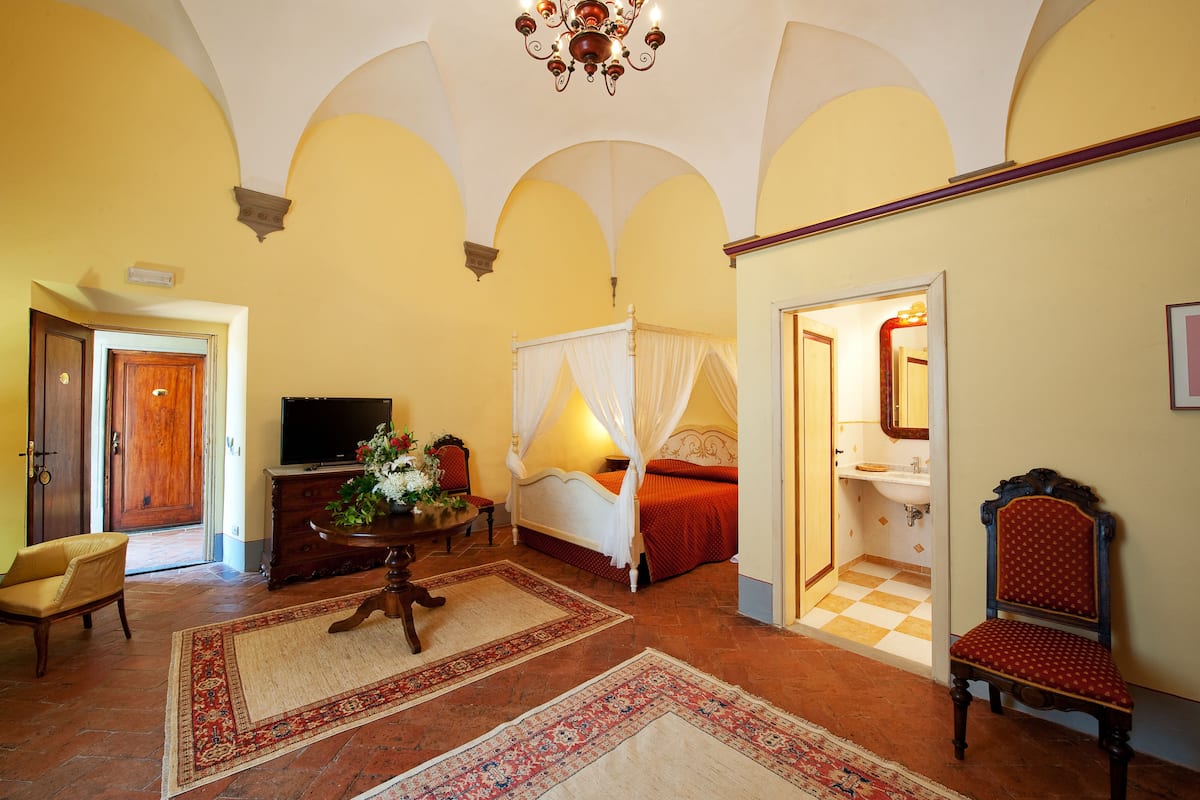 Superior Suite (3 adults)