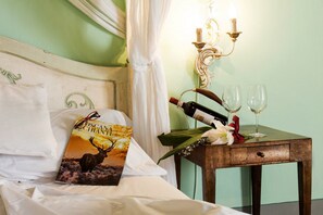 Superior Suite (2 adults)