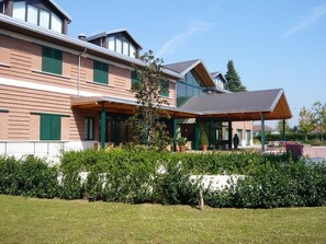Front of property - Monica Hotel Fiera (Cornaredo)