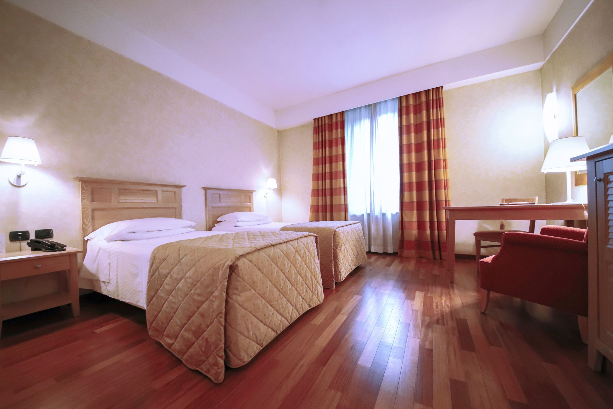 In-room safe, desk, laptop workspace, soundproofing