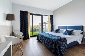 Superior Double Room, Balcony - Hotel Ristorante Al Fiore (Peschiera del Garda)