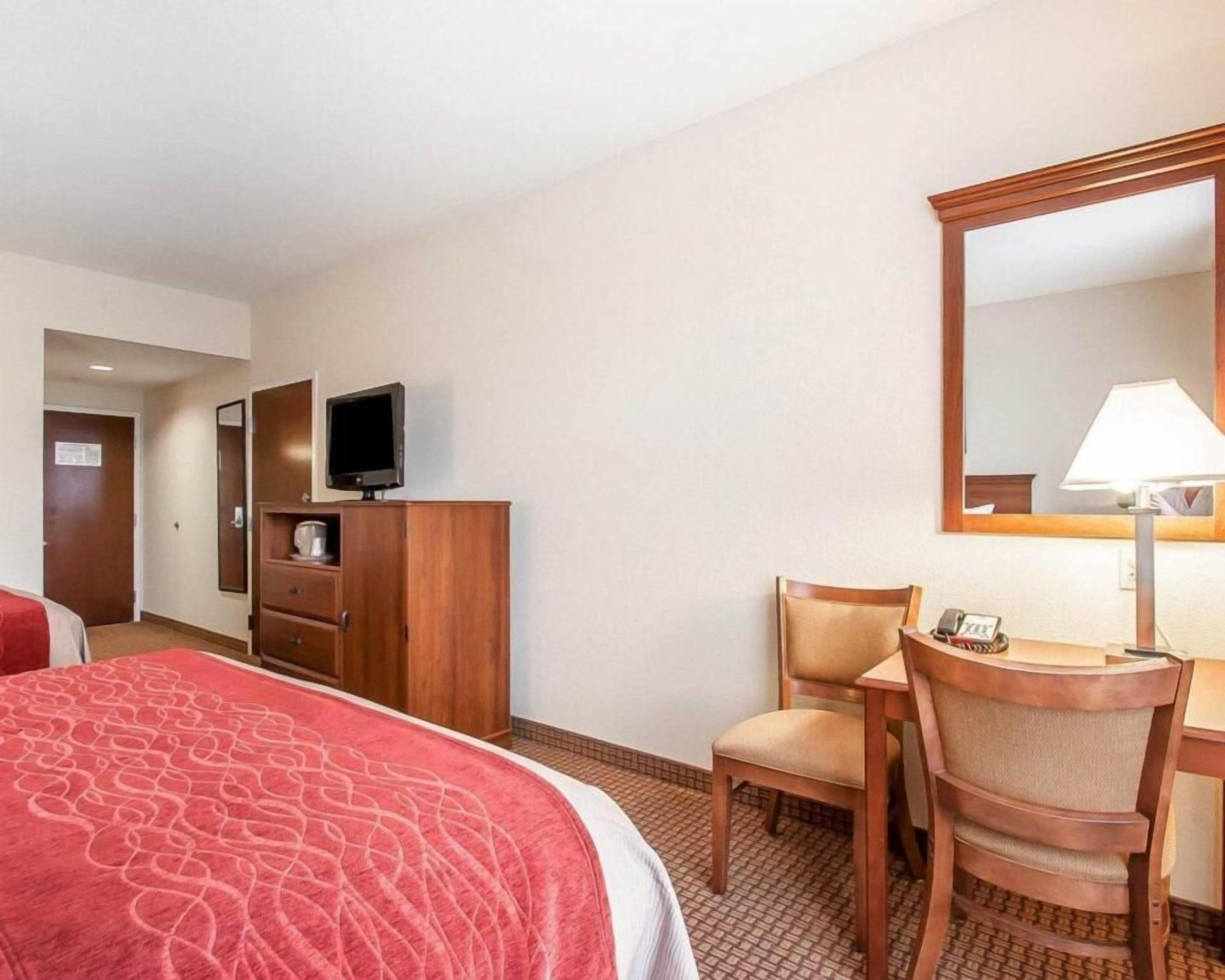 Desk, iron/ironing board, free WiFi, bed sheets