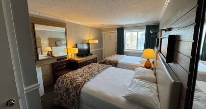 Bay Breeze Motel