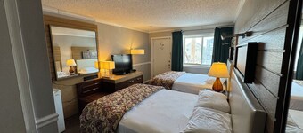 Bay Breeze Motel