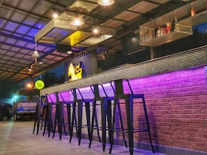 Bar (in der Unterkunft)