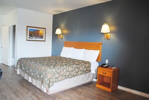 Blackout curtains, free WiFi, bed sheets - Bestway Inn (Bedford)