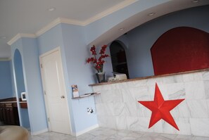 Business center - Bestway Inn (Bedford)