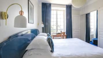 Standard Suite | 1 bedroom, in-room safe, desk, iron/ironing board