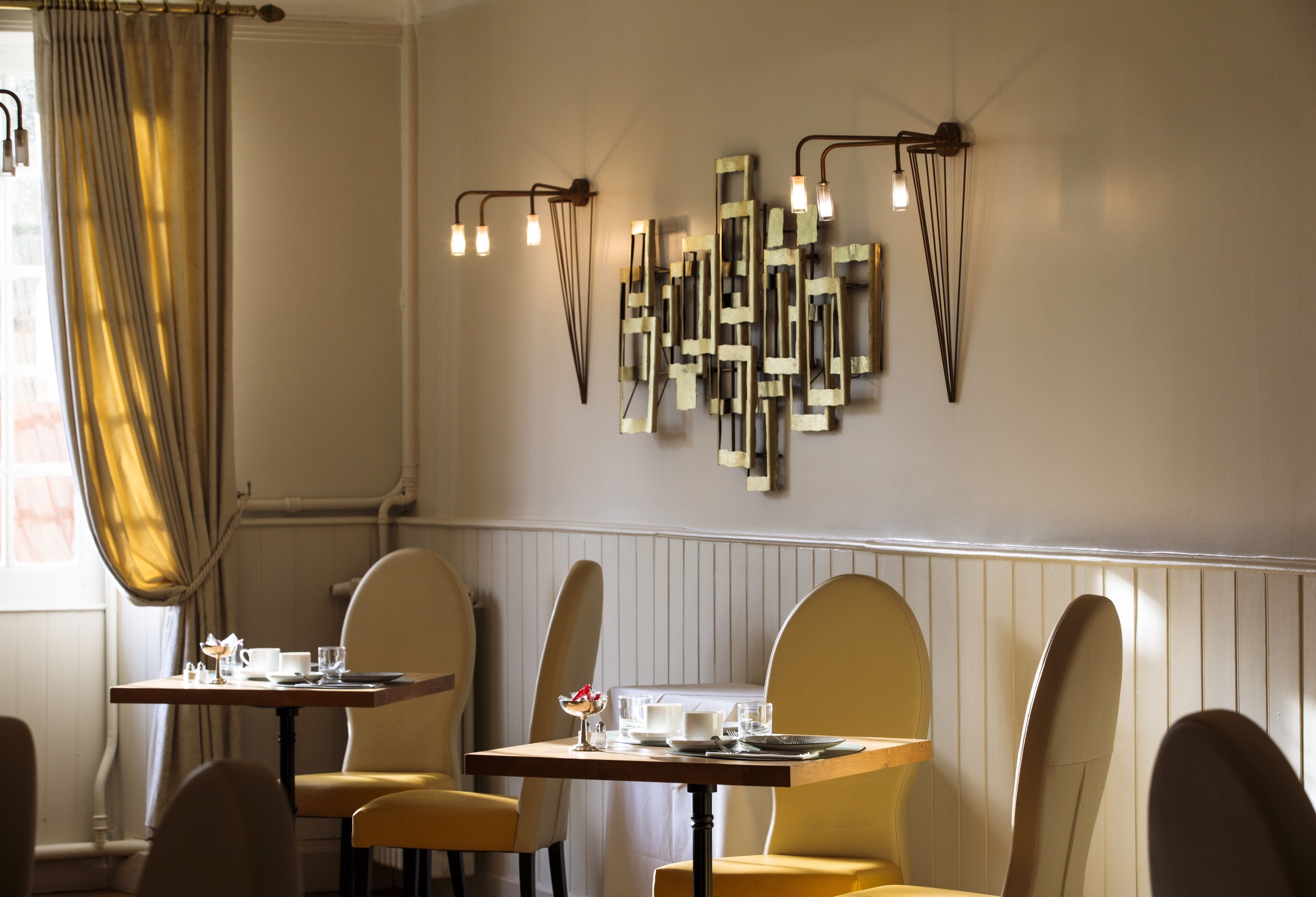 daily buffet breakfast (eur 25.00 per person)