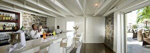 Poolside bar - Dock House Boutique Hotel & Spa by NEWMARK (Cape Town)