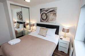 2 bedrooms, desk, soundproofing, iron/ironing board