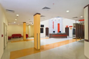 Lobby - Ginger Pantnagar (Kichha)
