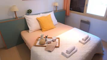 Individually decorated, individually furnished, WiFi, bed sheets