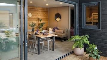 Chalé família, 3 quartos (7 pers) | Terraço/pátio