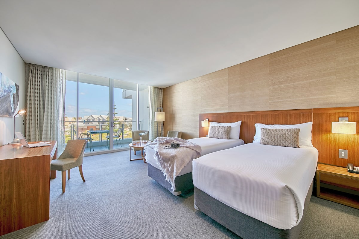 superior room, 1 king bed | in-room safe, desk, soundproofing, iron/ironing board