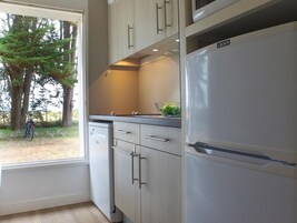 Appartement 3 Pièces 6 Personnes 1 bébé Le Port Rez-de-jardin | 私人厨房 | 冰箱、微波炉、炉灶、洗碗机