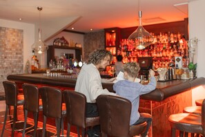 Bar (in der Unterkunft)
