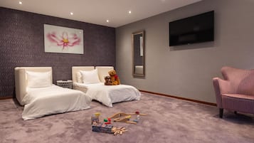 1 habitación, minibar, caja de seguridad en la habitación y escritorio