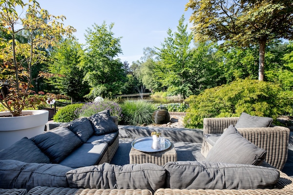 Petit déjeuner, déjeuner et dßner servis sur place