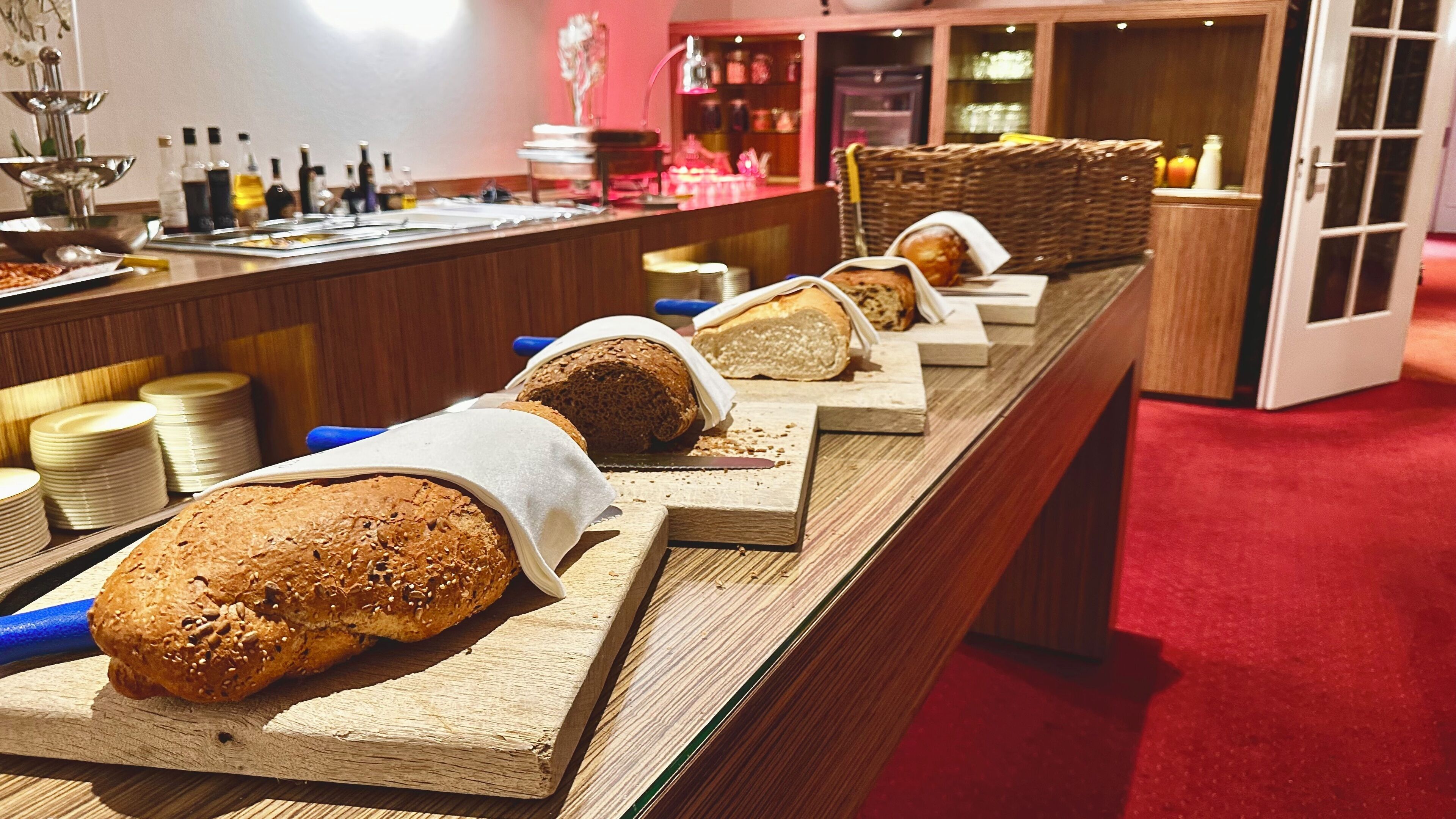 daily buffet breakfast (eur 15.00 per person)